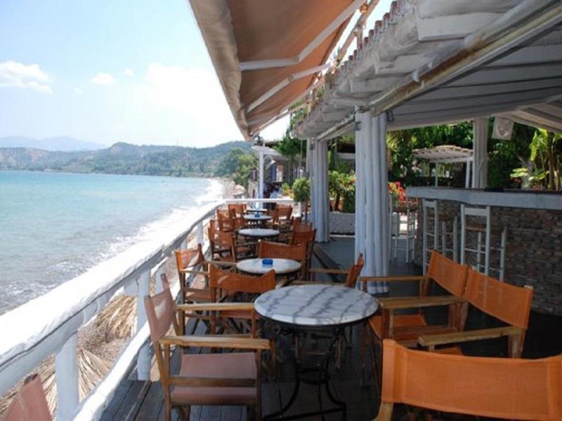 Taradella Hotel Alissos Buitenkant foto