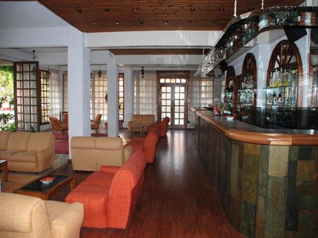 Taradella Hotel Alissos Buitenkant foto