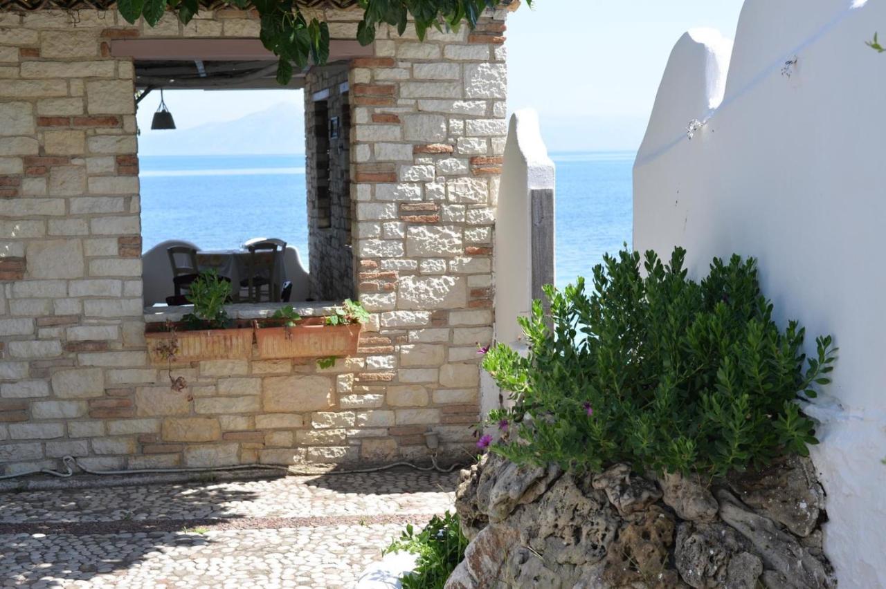 Taradella Hotel Alissos Buitenkant foto